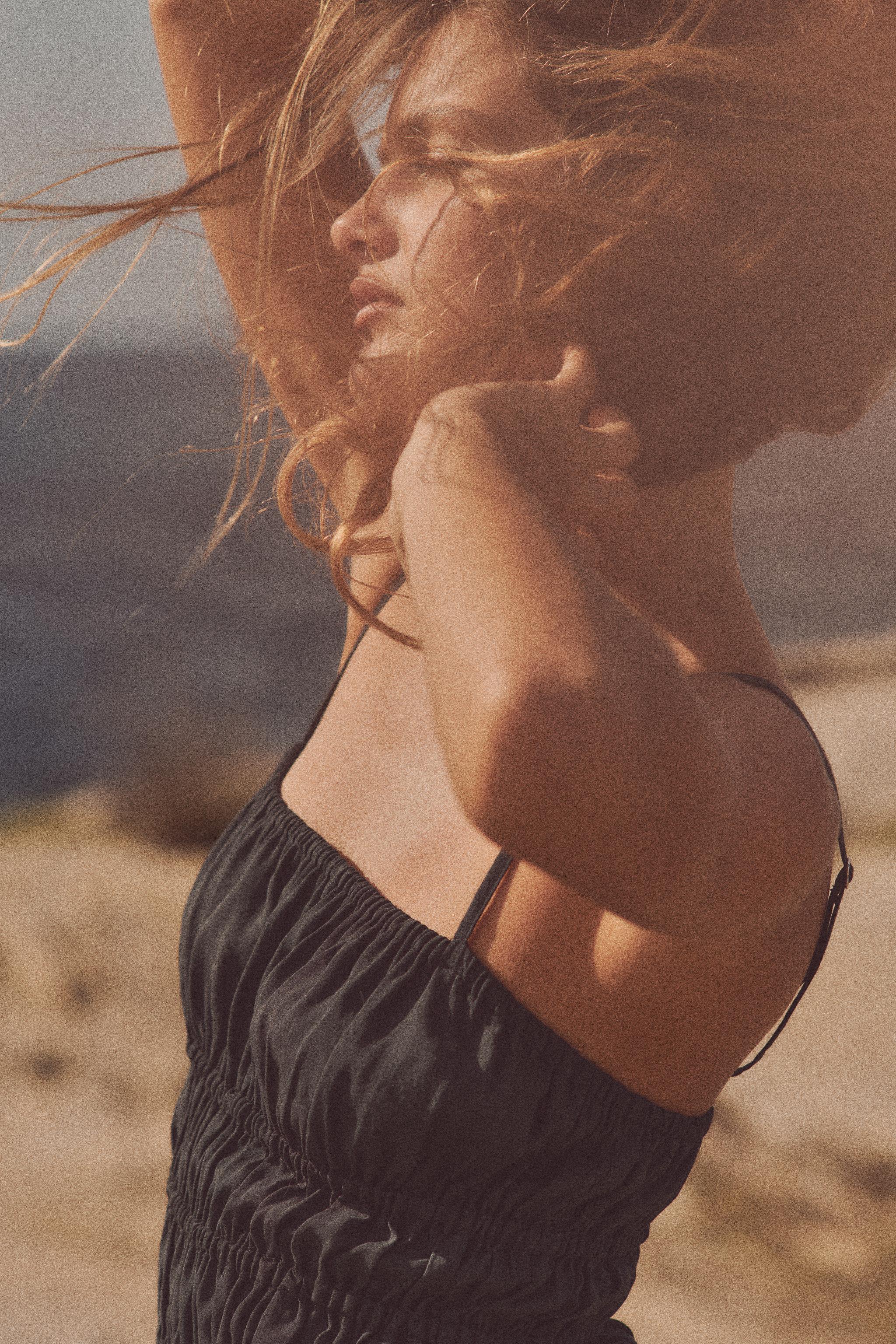 FLOWY ELASTIC MIDI DRESS